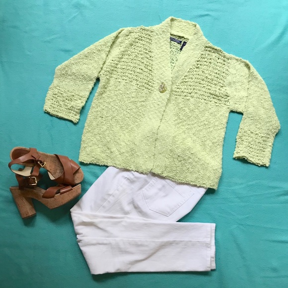 Wind River Sweaters - ❣️Light lime green sweater/jacket
